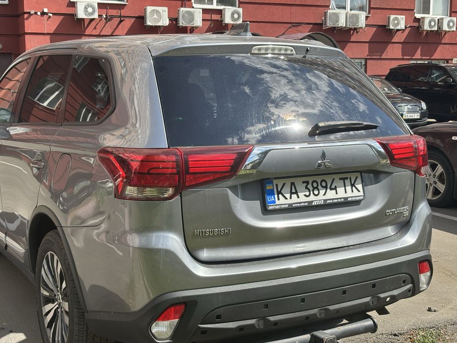 Mitsubishi Outlander 2019