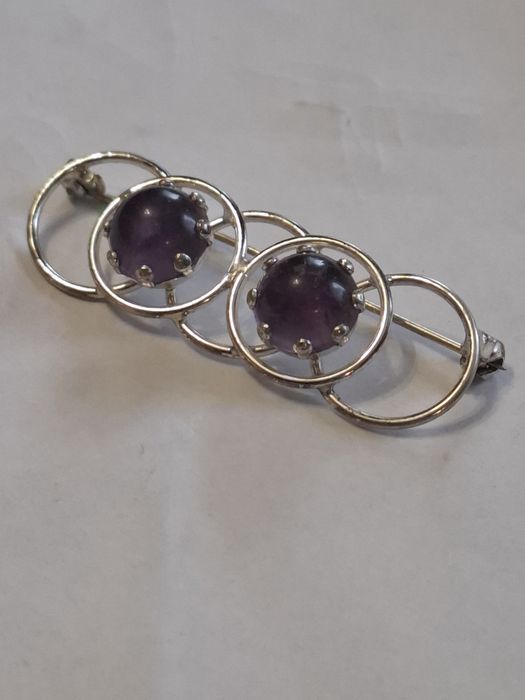 Piękna  stara srebrna broszka pr.835