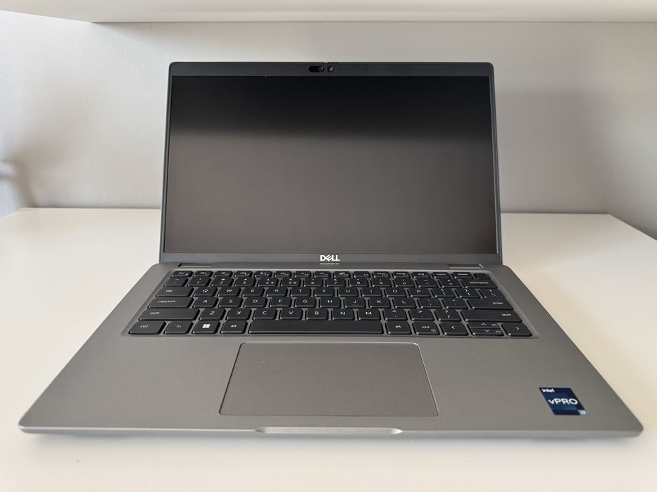 Laptop Dell i7-1365U/32GB/256GB SSD/Windows 11 Pro - Latitude 5440
