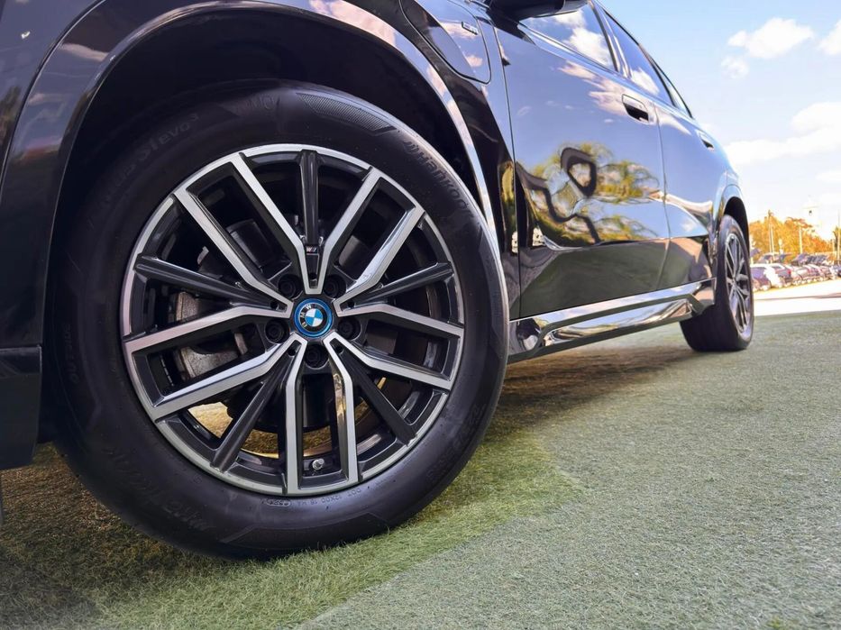 BMW X1 xDrive25e Pack Desportivo M foto 5