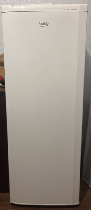 Морозильна камера Beko