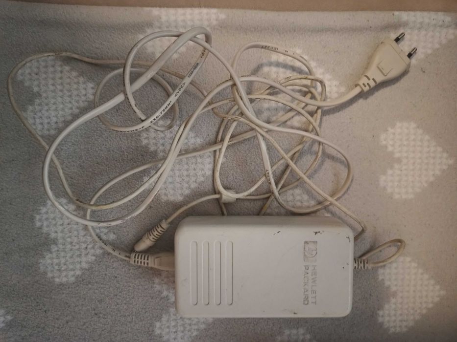 Toshiba T1900S/120 – 486SX – MONO LCD – RETRO – USZKODZONY