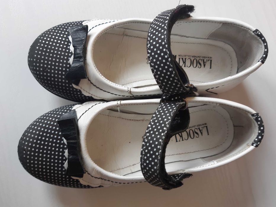 pantofelki balerinki skórzane Lasocki rozmiar 27