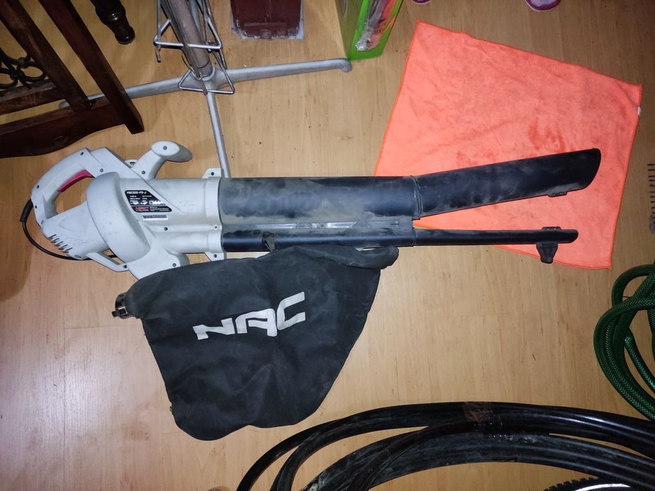 Odkurzacz ogrodowy NAC VBE320-FS-J