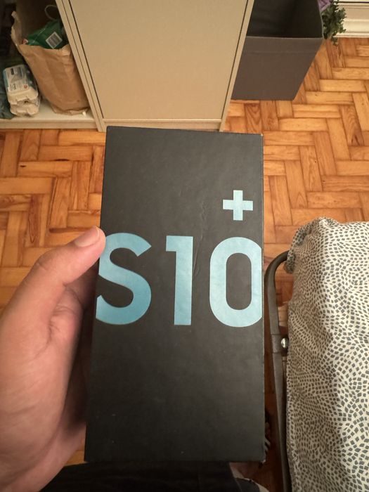 Samsung galaxy s10 plus como novo carregando apenas com wireless