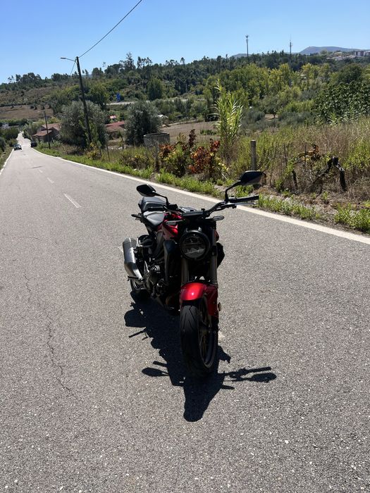 Cb 300R 2023  carta A2