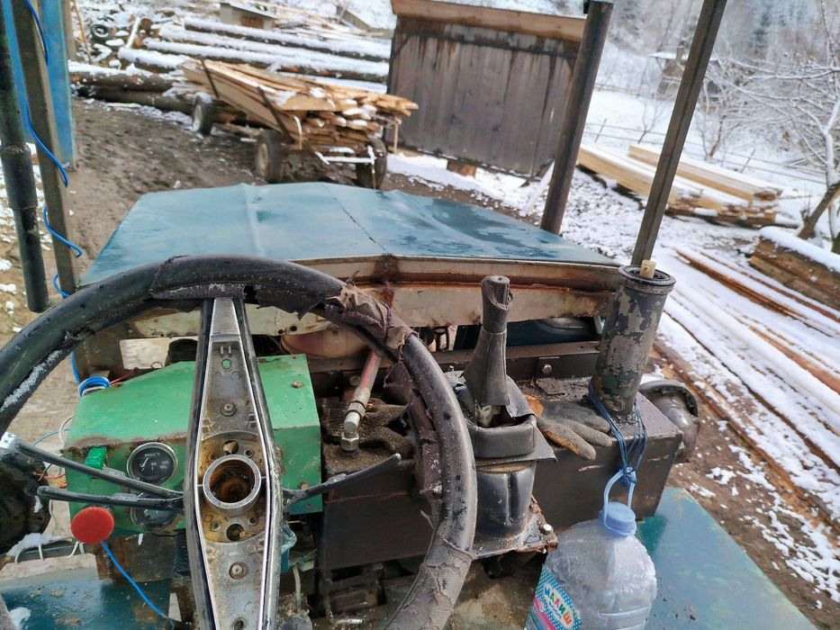 Продам трактор з мотором 1.9 дизиль з