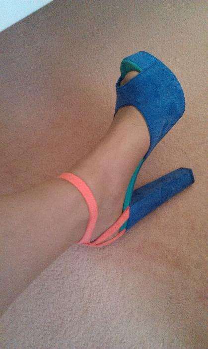 Śliczne buciki Firmy Bershka