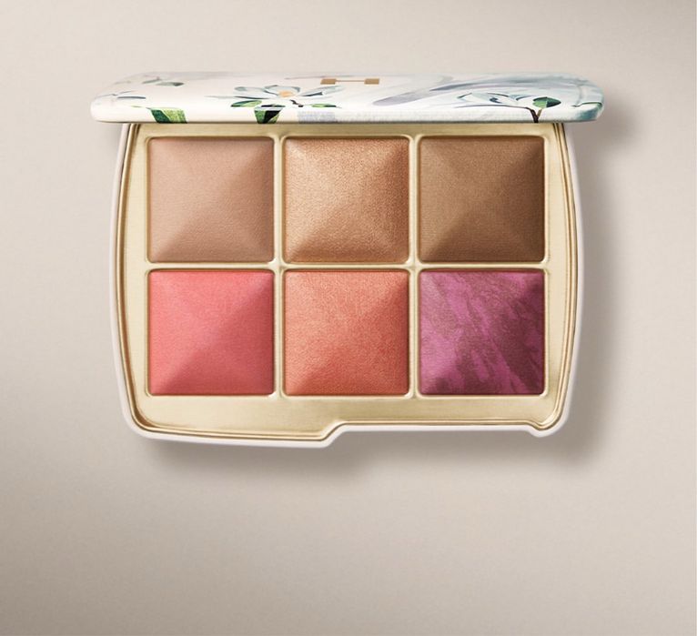 Палетка Hourglass 2025