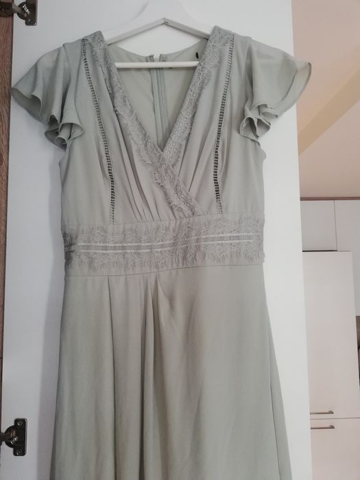 Sukienka szałwiowa długa wizytowa z rozcięciem