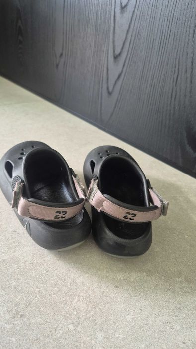 Jordan crocs klapki 33