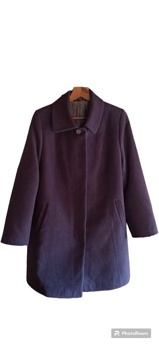 Lawendowy płaszczyk ciepły kołnierzyk porządny guziki podszewka