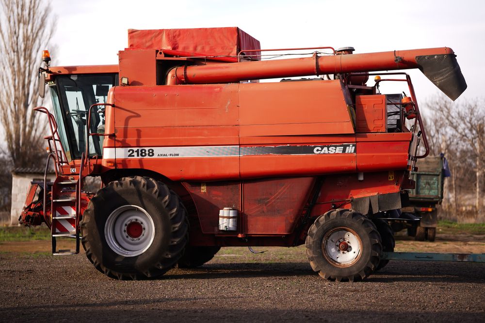 Комбайн CASE 2188
