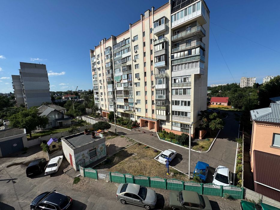 Офісне приміщення в БЦ по вул. Пастерівська