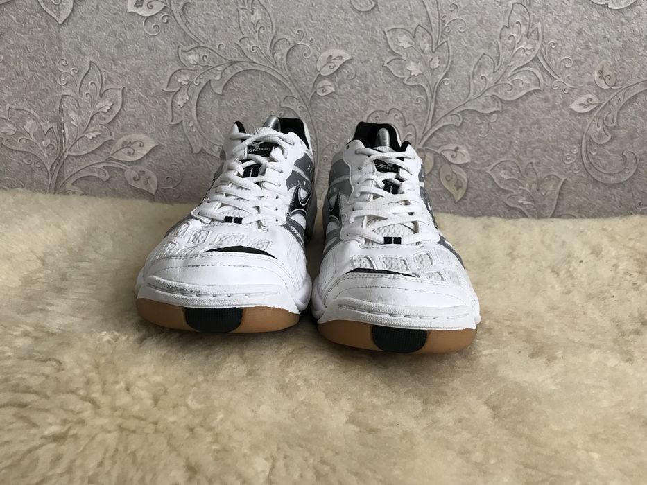 Як нові! Mizuno Wave для волейболу, тенісу 43 42,5 42 27,5 27