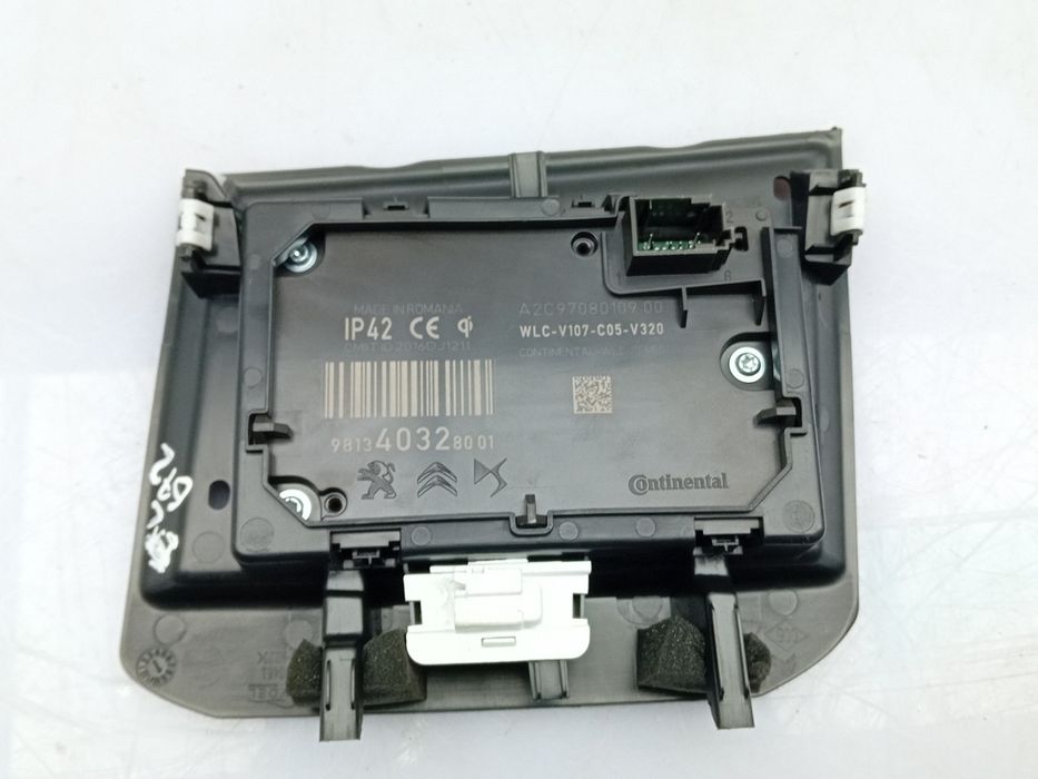Módulo USB / AUX / IPOD PEUGEOT 3008 II (M_)