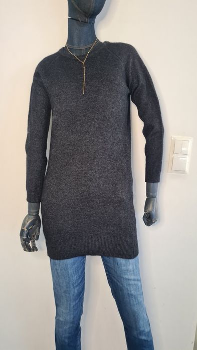 Długi sweter 40% Wełna. Grafitowy Czarny. Tunika. S / M