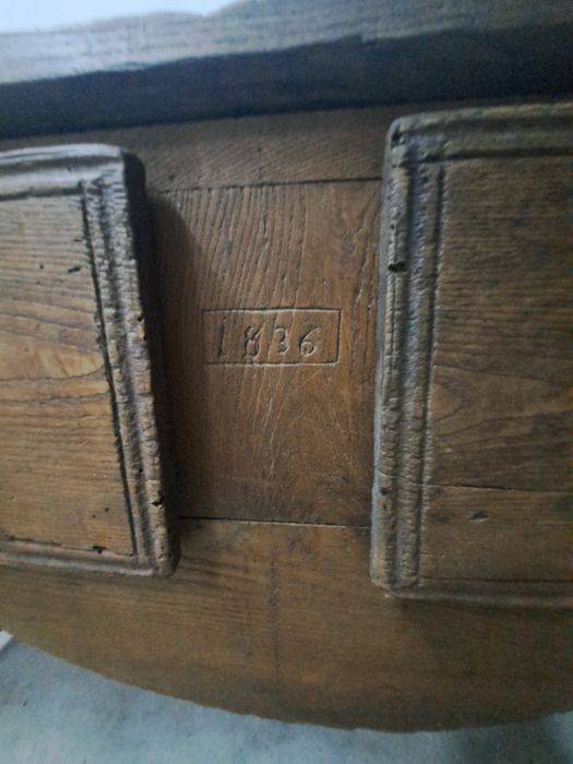 Mesa / bancada de encosto rústica