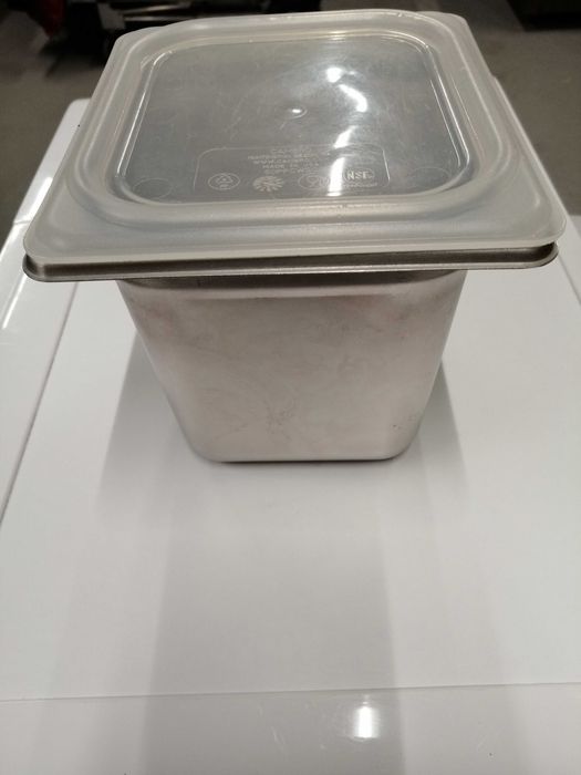 Pokrywki pojemnika ze stali nierdzewnej CAMBRO GN 1/6