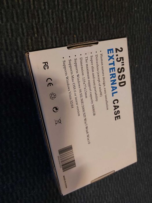 Dysk zewnętrzny HDD 750 GIG  Wszystkie konsole laptop itp