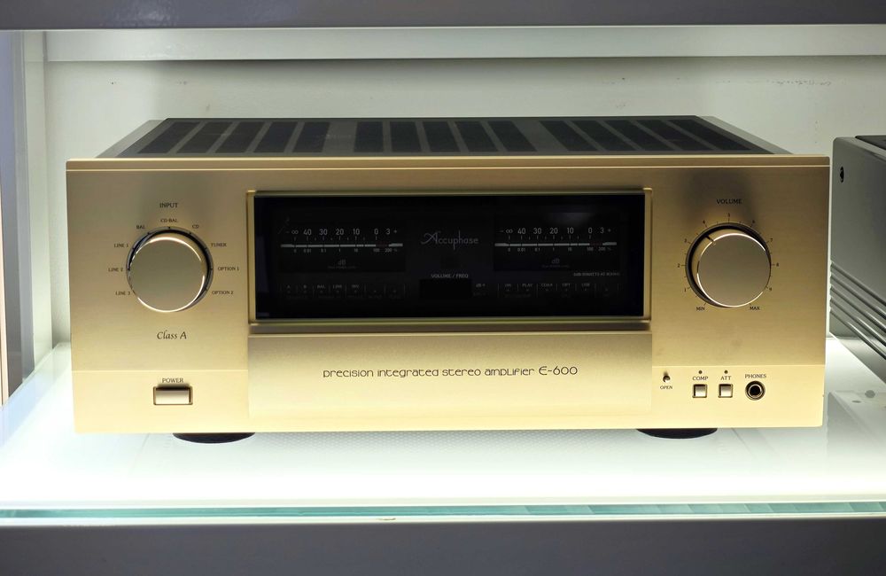 Accuphase E-600 wzmacniacz zintegrowany