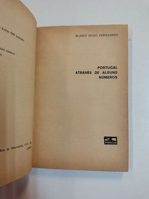 Portugal através de alguns números, de Blasco H. Fernandes