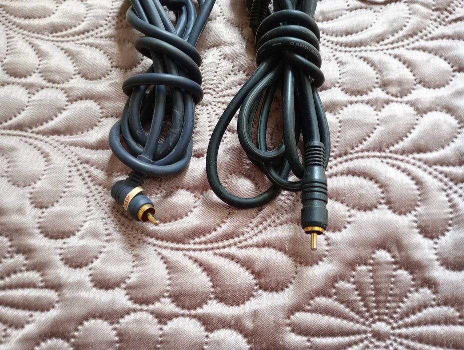 Dłuższe markowe kable chinch