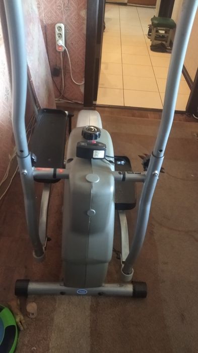 Продам  Орбитрек