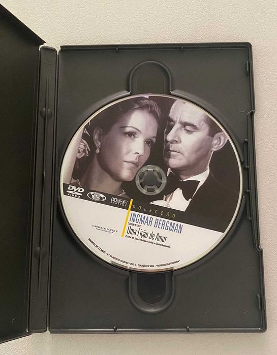 [DVD] A Lesson in Love (A Lesson in Love)64751564993281121