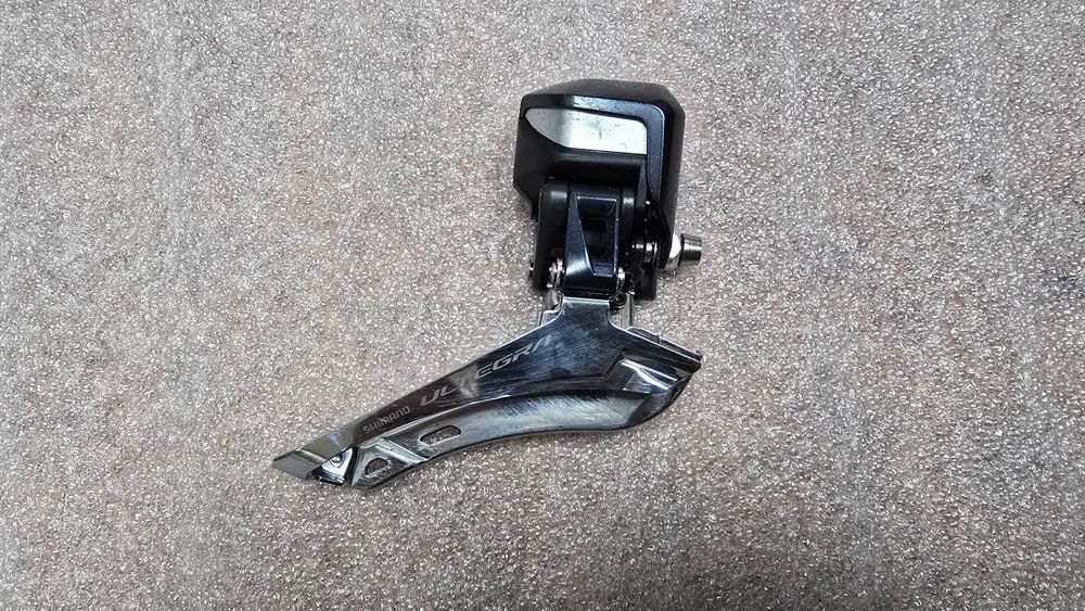 Передній перемикач Shimano Ultegra Di2 FD-R8050