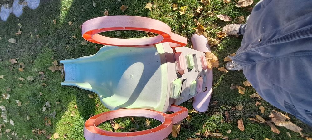 Zjeżdżalnia ogrodowa że zjazdem o długości 2m