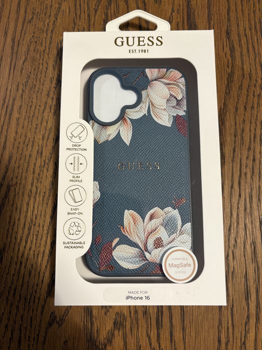 Etui Guess Iphone 16