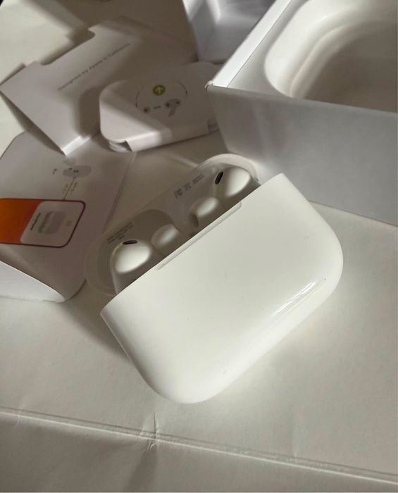 Airpods pro 3 novos (negociavel)