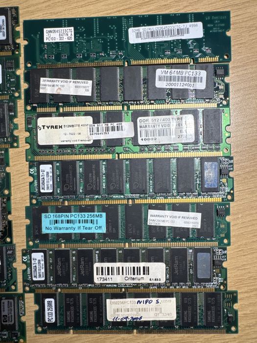 Memorias RAM antigas diversas