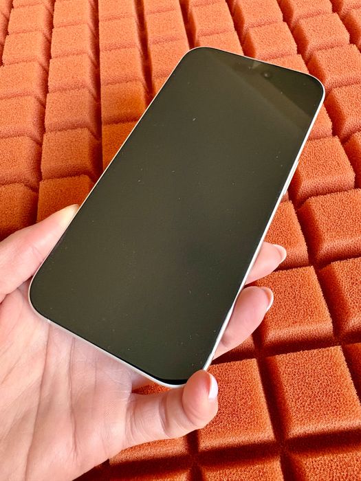 * APPLE iPhone 16 256GB Biały Bateria 99% - IDEALNY STAN!