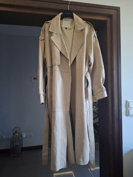 Massimo Dutti nowy skórzany płaszcz beżowy
