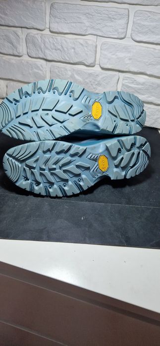 Columbia 39.5.   .