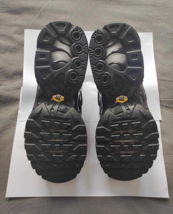 NIKE AIR MAX PLUS cale czarne meskie obuwie TN 36-46