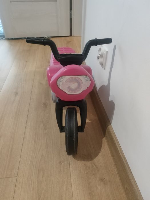 Różowy rowerek/motorek dla dziecka