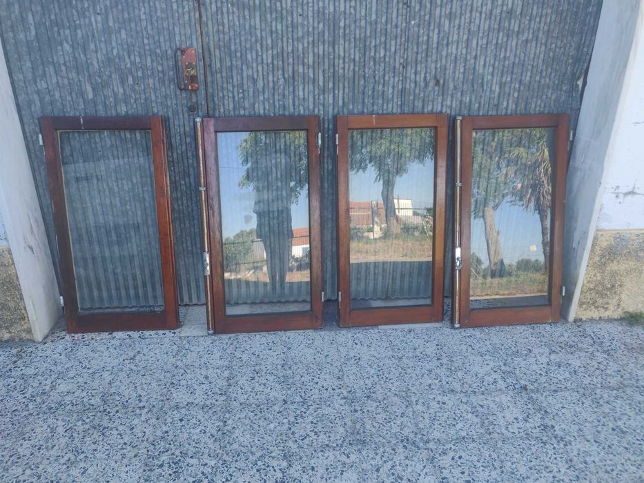 Janelas de madeira antigas