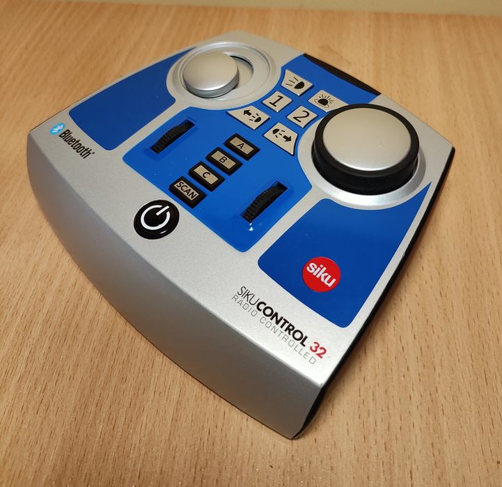 Пульт Siku Control 6730 Bluetooth для моделей 1:32 (ідеальний робочий стан, незначні потертості)