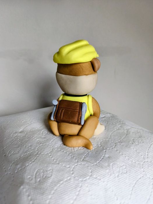 Figurka psa Rubble z Psi patrol z masy cukrowej