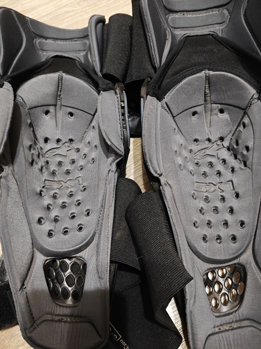 Наколінники Alpinestars SX-1 S-M оригінальні брейси альпінстарс