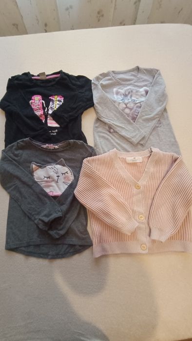 Zestaw ubrań dla dziewczynki