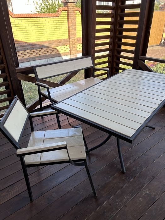 Садові меблі в металевому каркасі