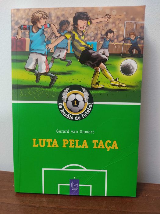 Livro - Luta pela Taça - Os heróis do futebol