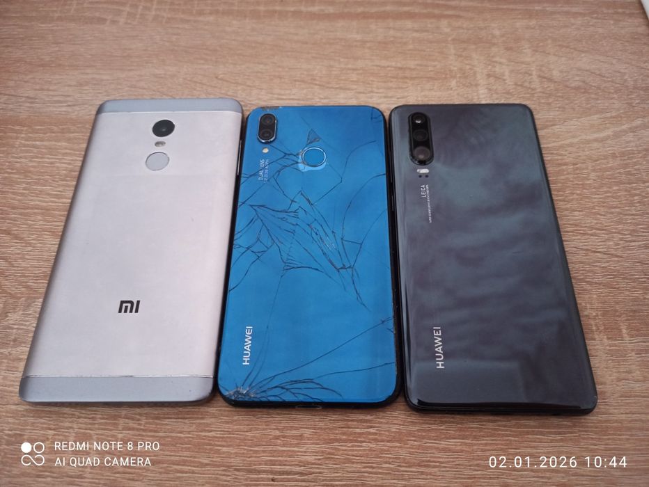 Лоти телефонів на запчастини