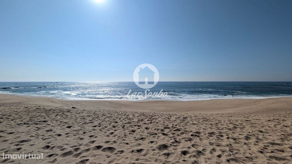 Apartamento T3 com Garagem Fechada a 50m da Praia de Aver-o-Mar, Pó...