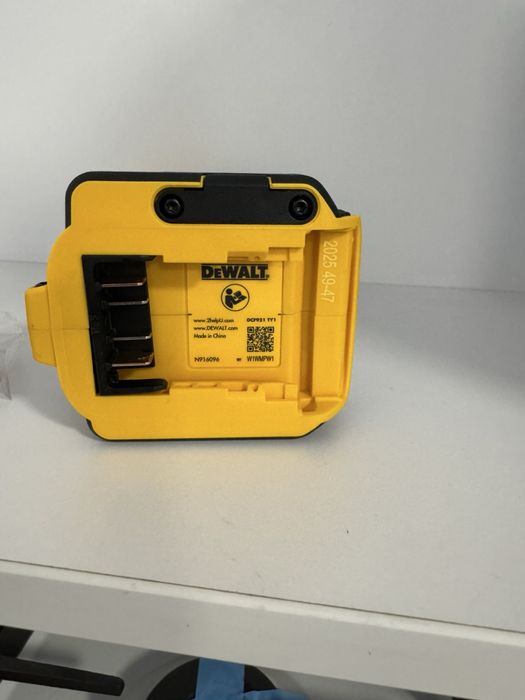 Гайковерт Dewalt DCF921
