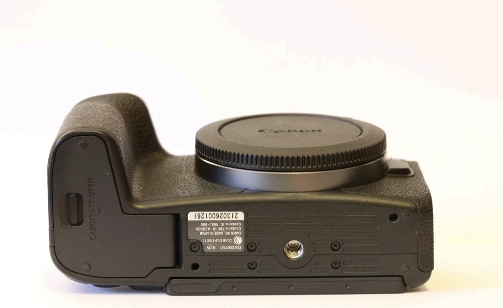 Canon EOS RP - Câmera mirrorless